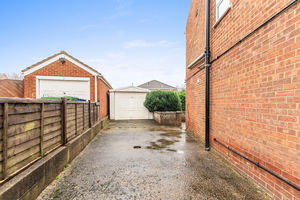 Photo 21- click for photo gallery